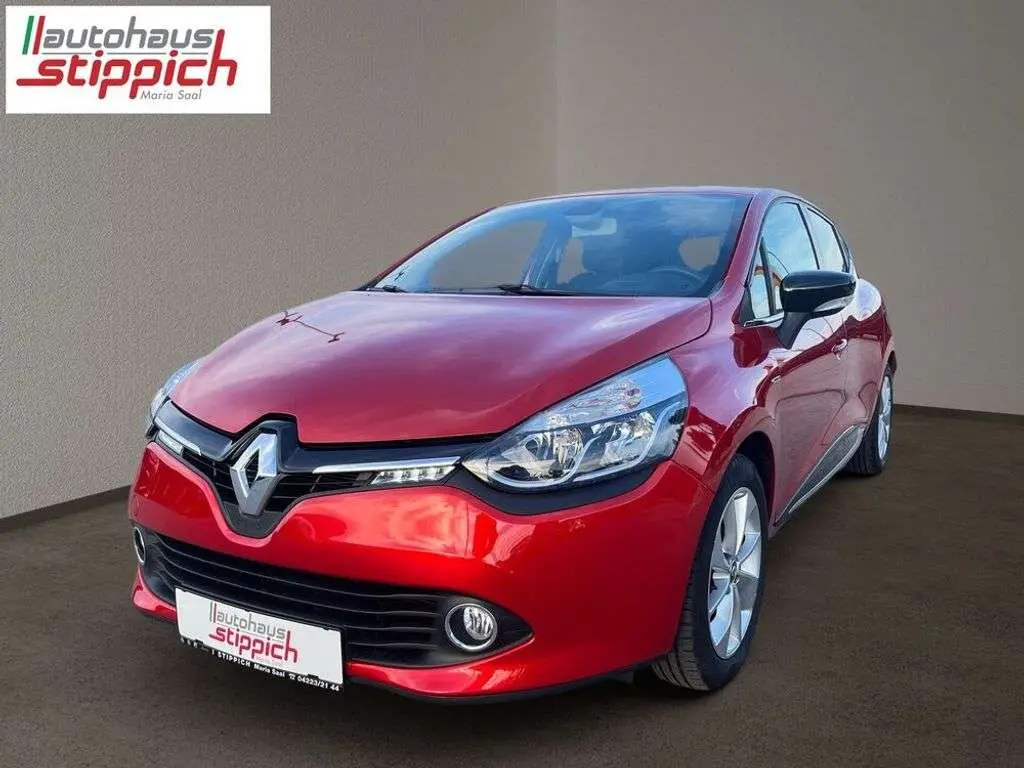 Photo 1 : Renault Clio 2015 Petrol