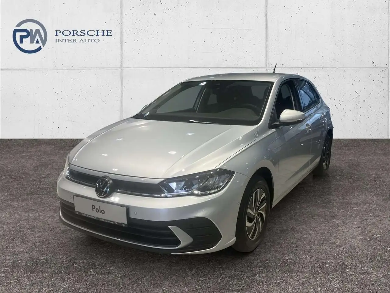 Photo 1 : Volkswagen Polo 2024 Petrol