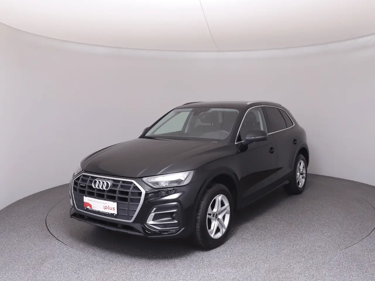 Photo 1 : Audi Q5 2024 Diesel