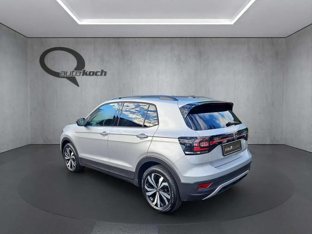 Photo 1 : Volkswagen T-cross 2023 Essence