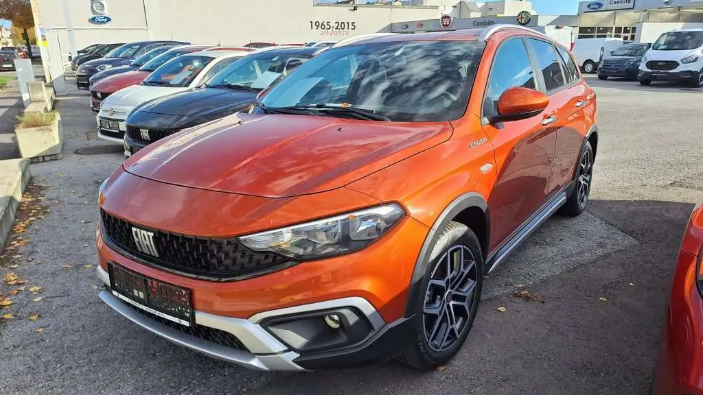 Photo 1 : Fiat Tipo 2023 Petrol