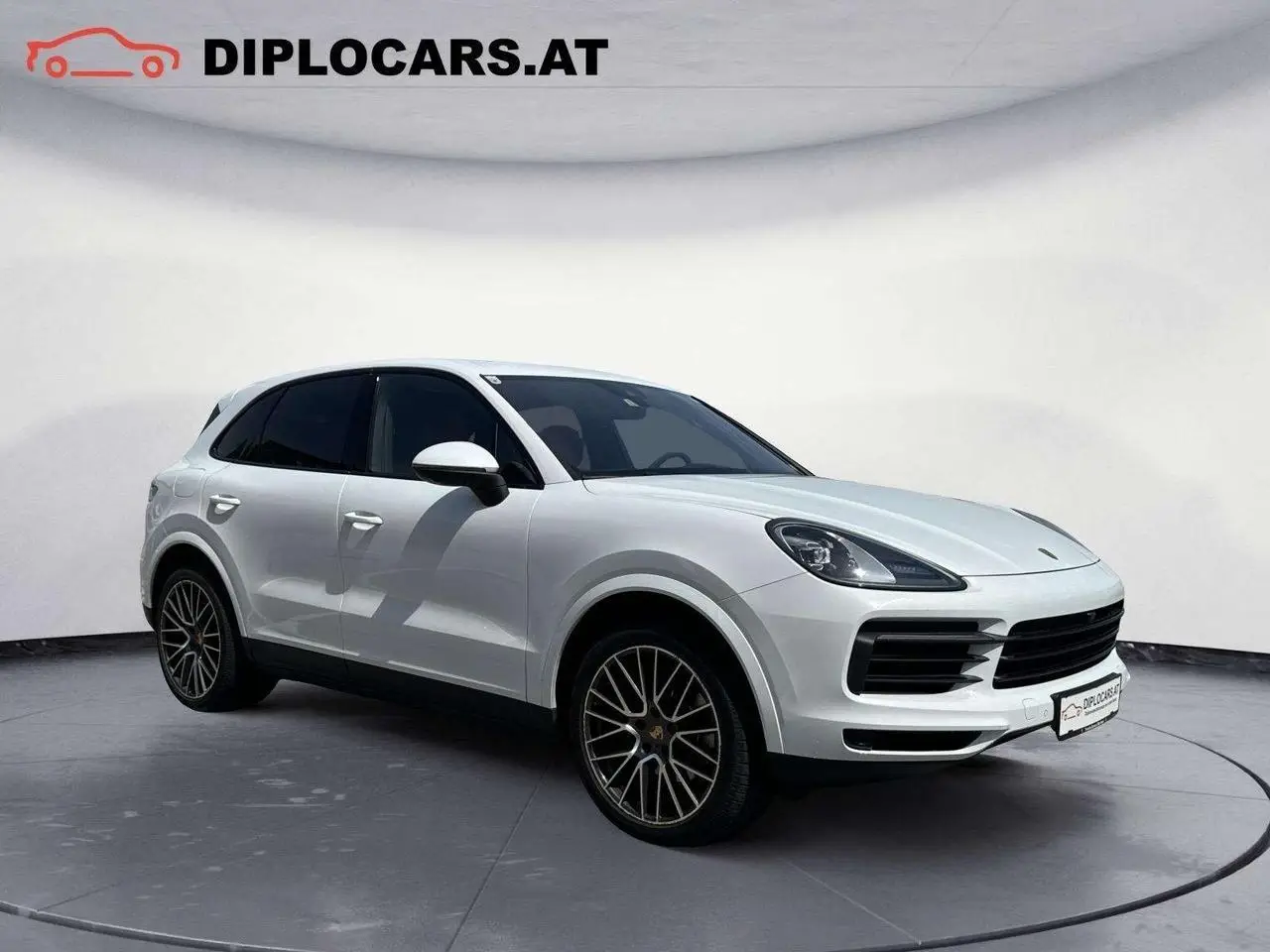 Photo 1 : Porsche Cayenne 2018 Essence