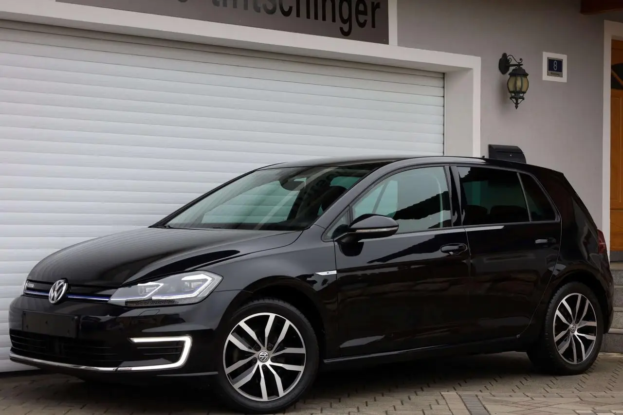 Photo 1 : Volkswagen Golf 2020 Electric