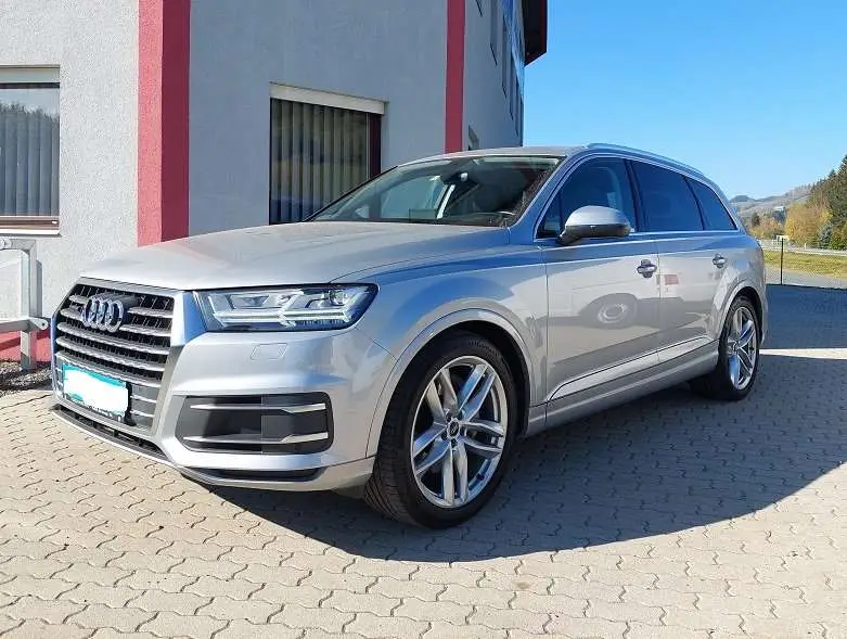 Photo 1 : Audi Q7 2018 Diesel