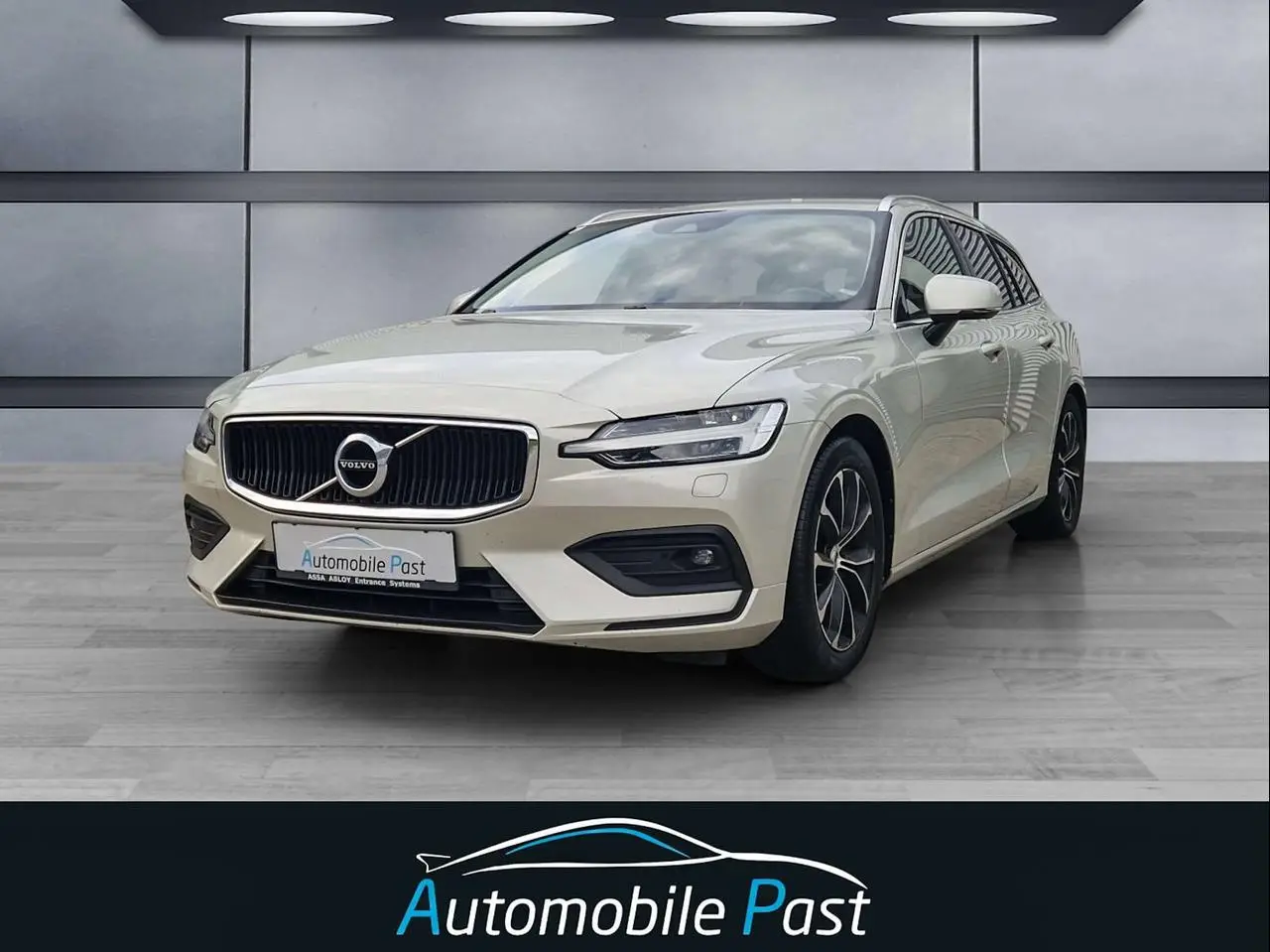 Photo 1 : Volvo V60 2019 Diesel