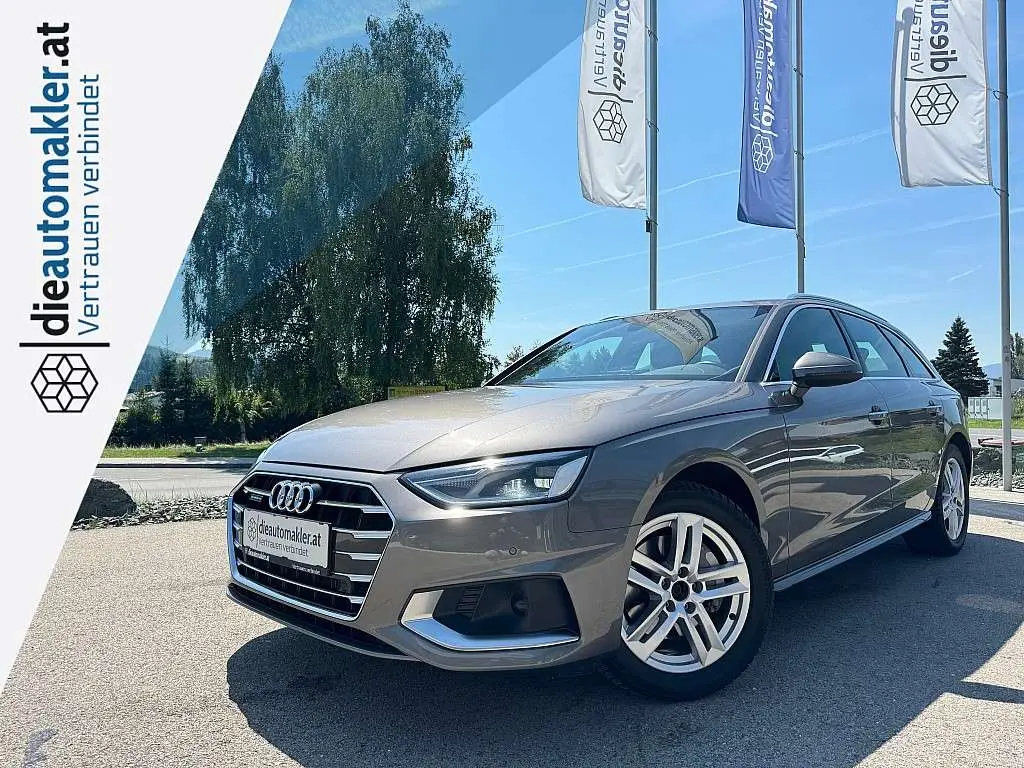 Photo 1 : Audi A4 2019 Diesel