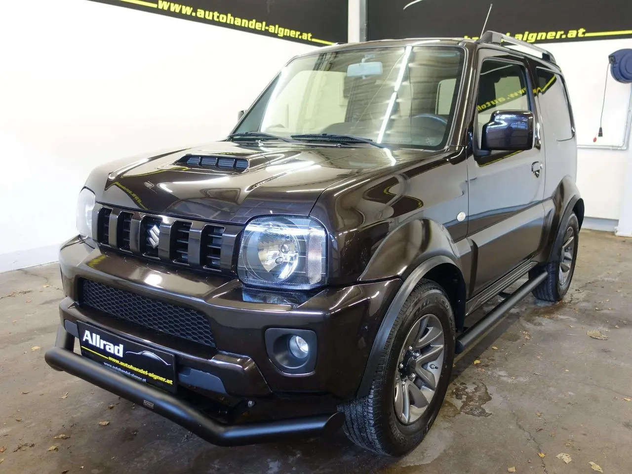 Photo 1 : Suzuki Jimny 2017 Petrol