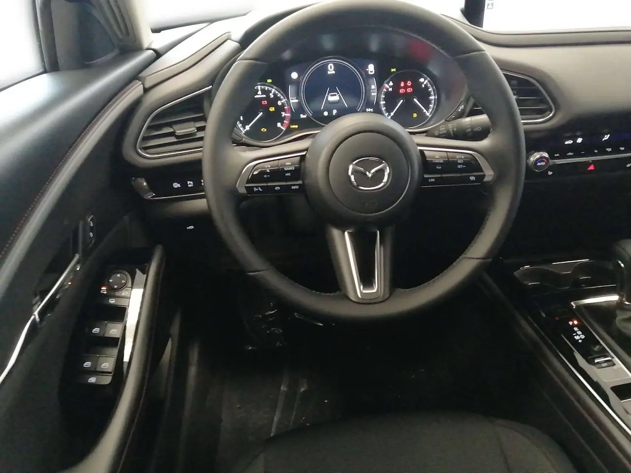 Photo 1 : Mazda Cx-30 2024 Petrol