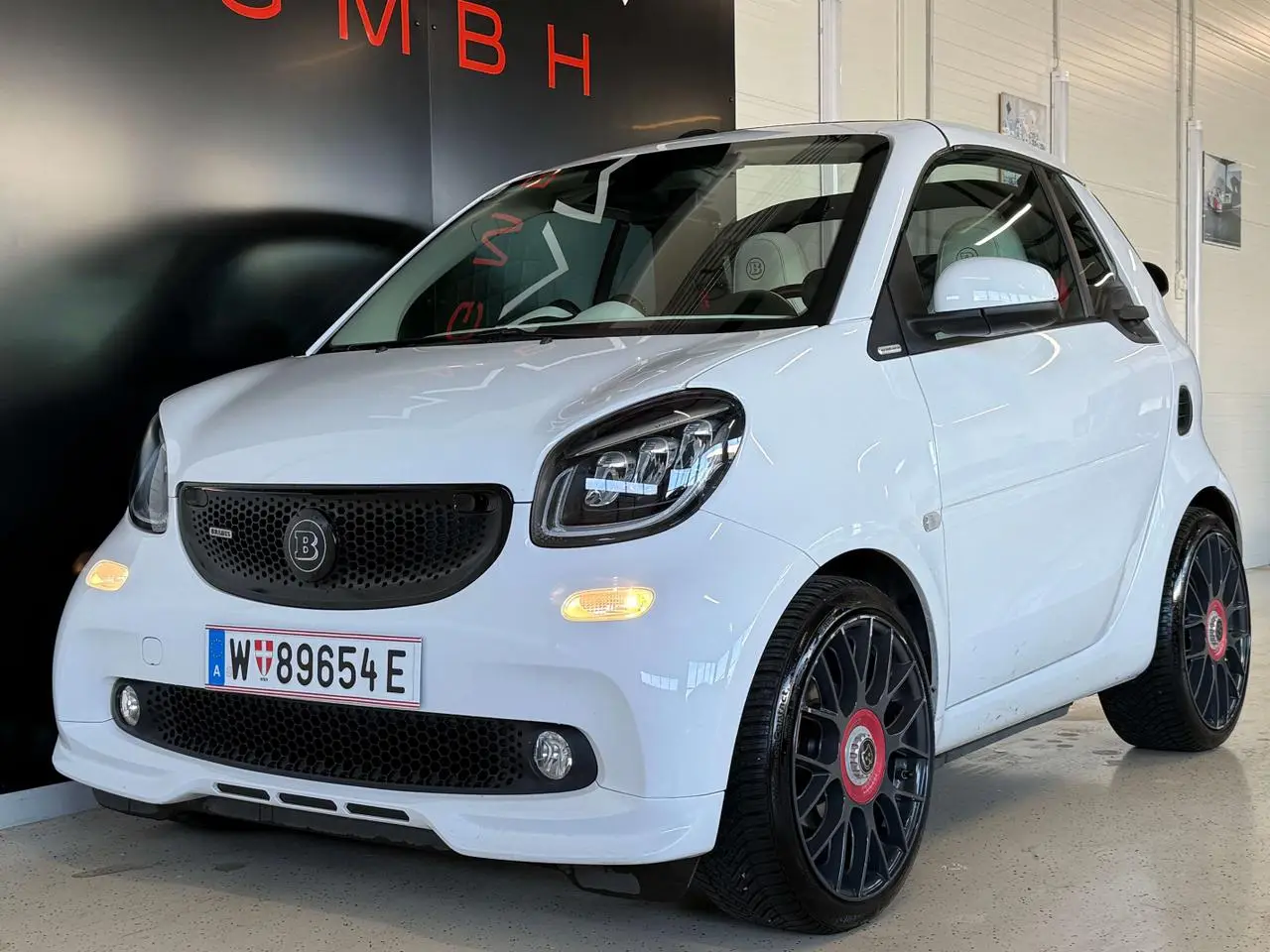 Photo 1 : Smart Fortwo 2017 Petrol