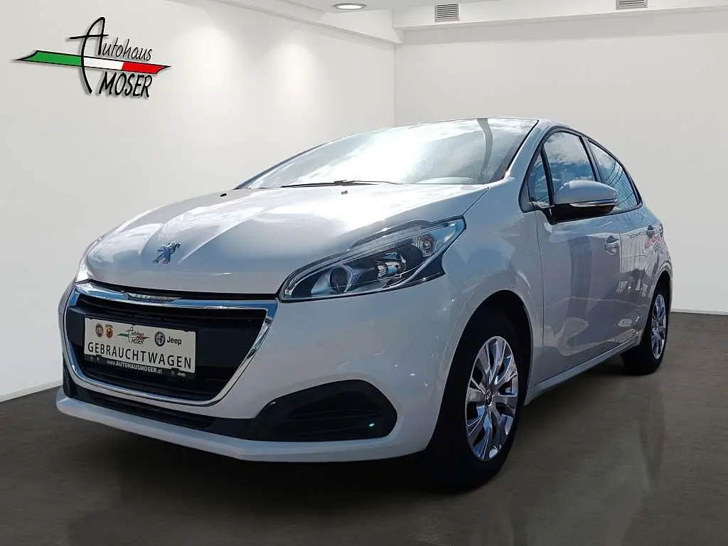 Photo 1 : Peugeot 208 2019 Petrol