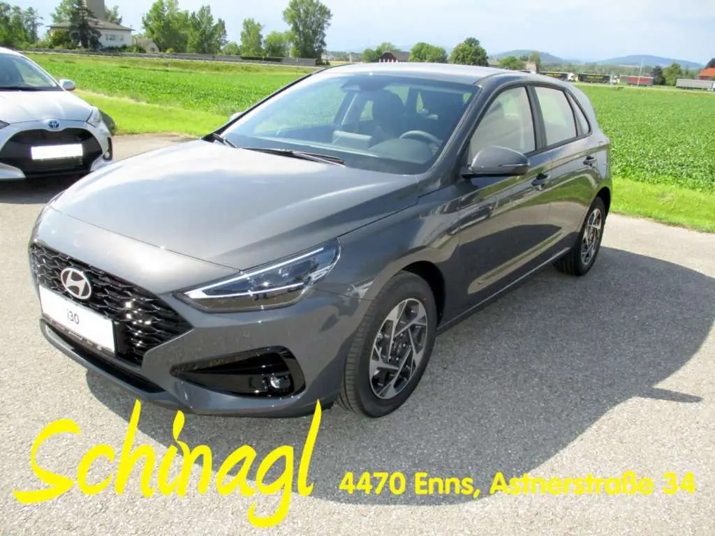 Photo 1 : Hyundai I30 2024 Petrol