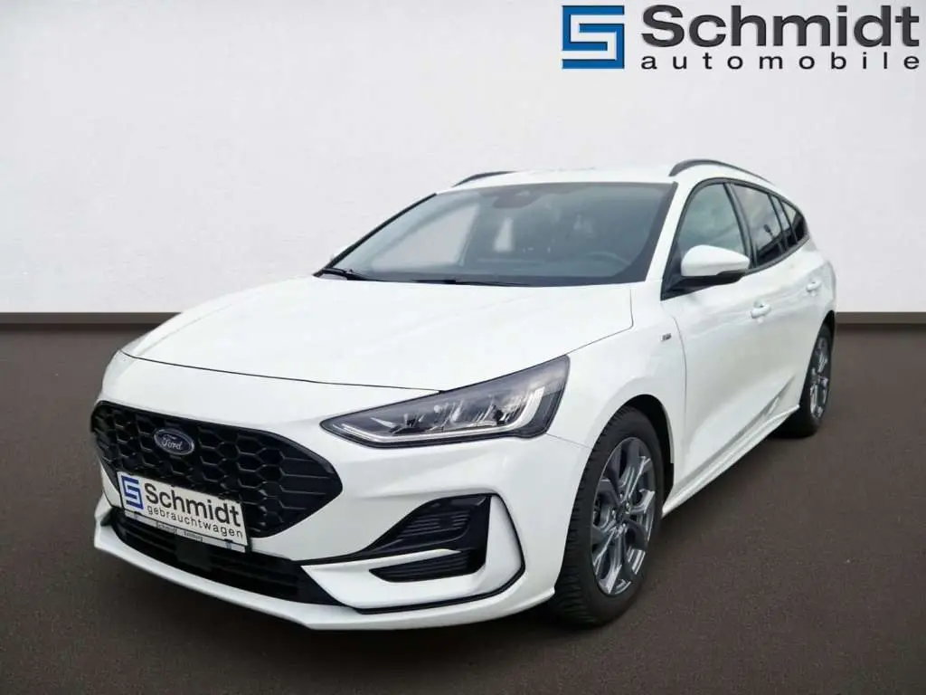 Photo 1 : Ford Focus 2023 Petrol