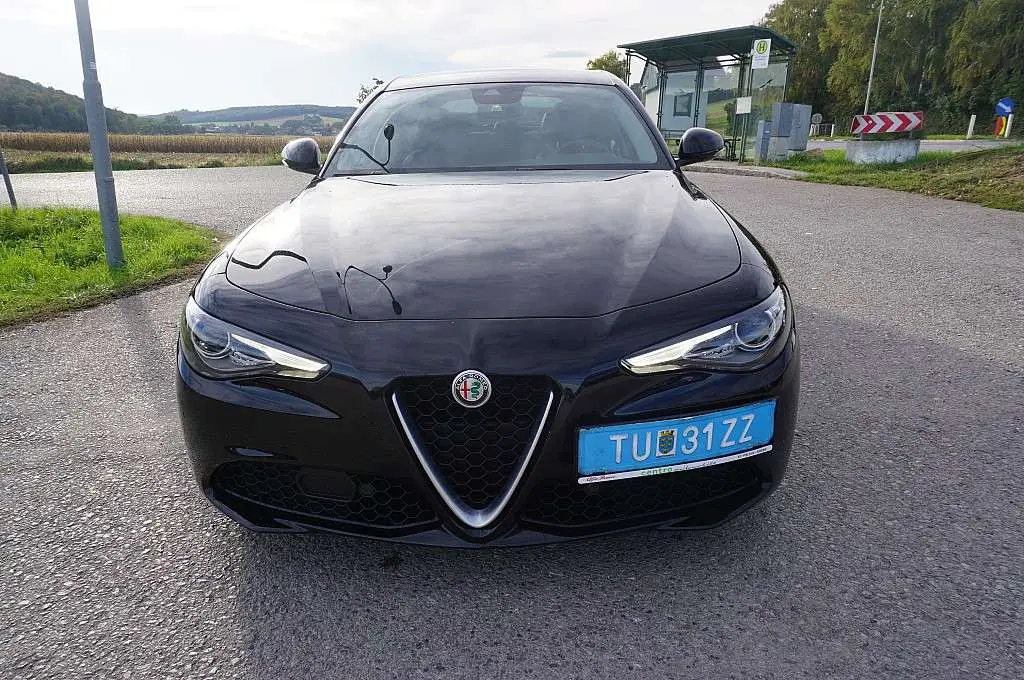 Photo 1 : Alfa Romeo Giulia 2017 Diesel