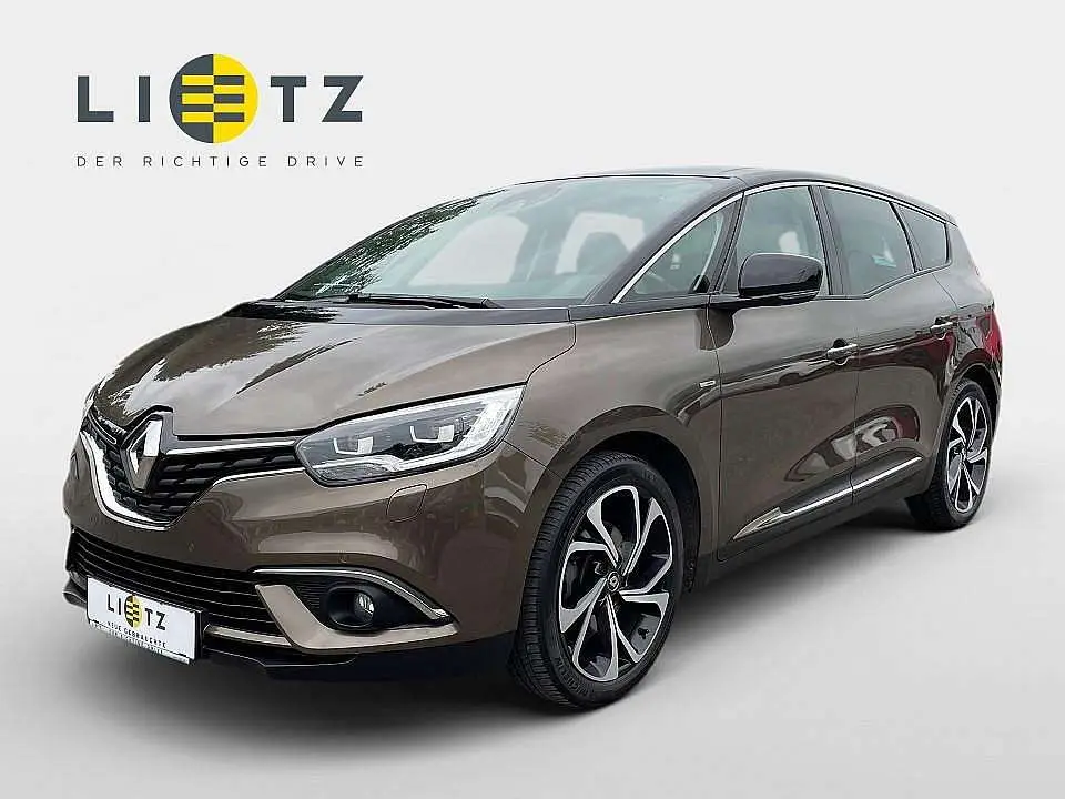 Photo 1 : Renault Scenic 2018 Essence