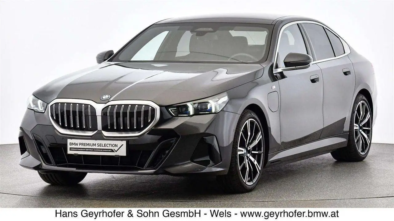 Photo 1 : Bmw Serie 5 2024 Hybrid