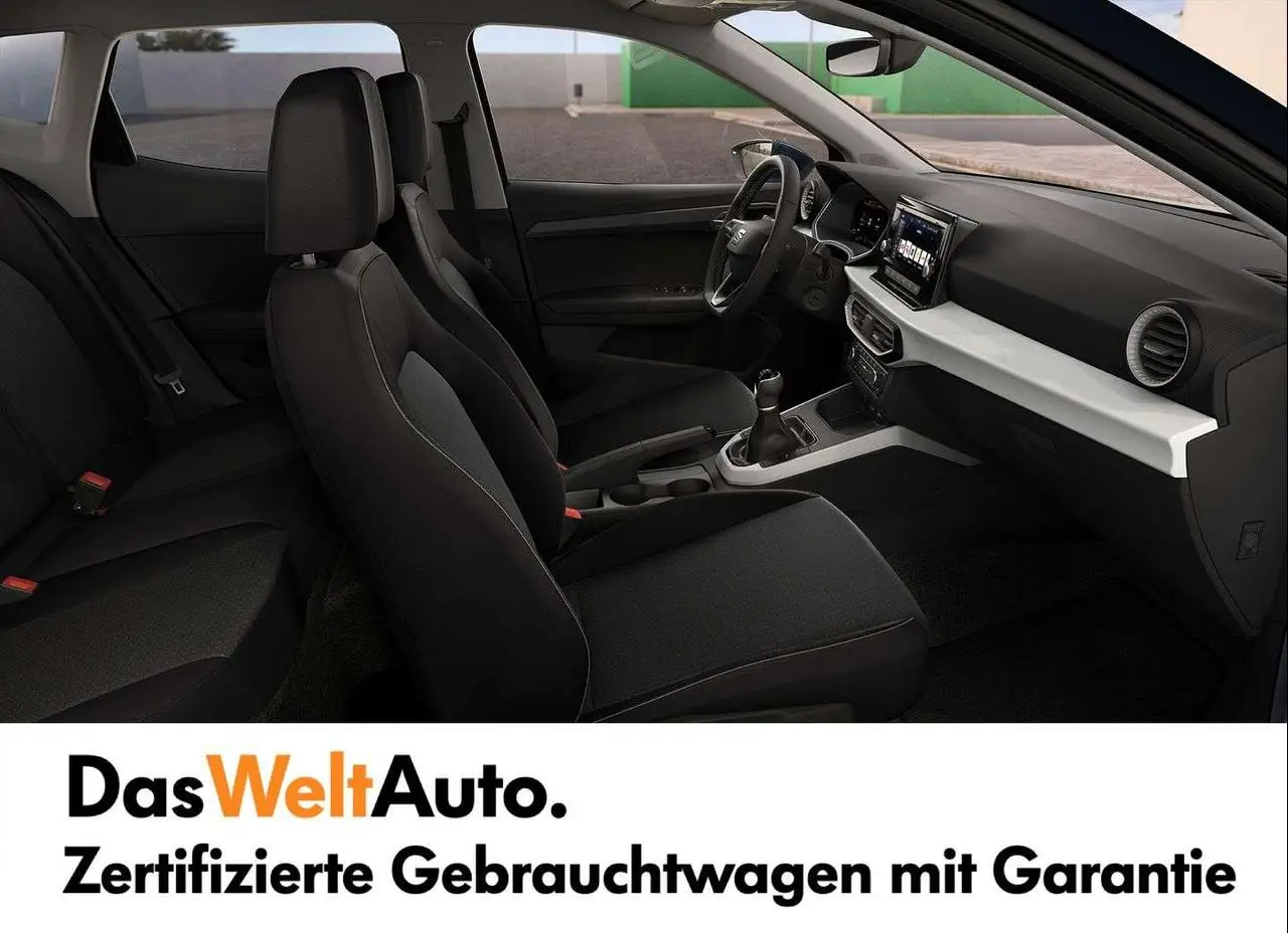 Photo 1 : Seat Arona 2024 Petrol