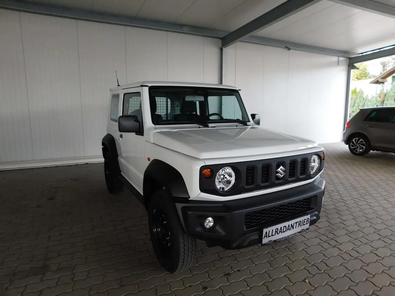 Photo 1 : Suzuki Jimny 2024 Petrol