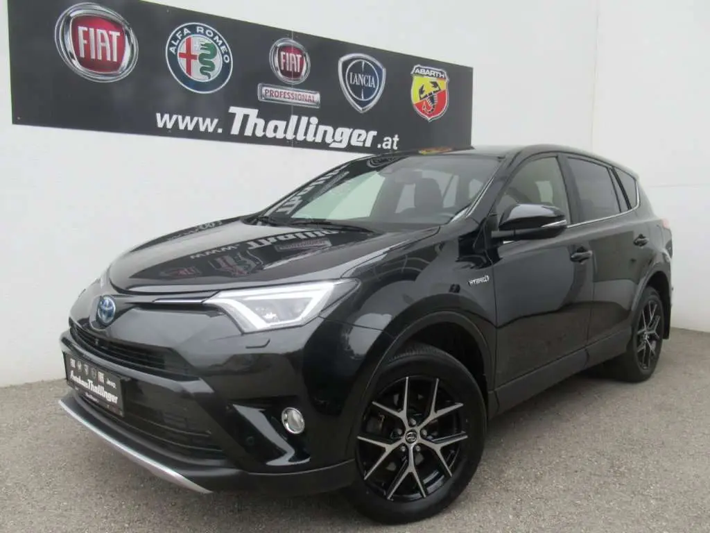 Photo 1 : Toyota Rav4 2017 Hybride