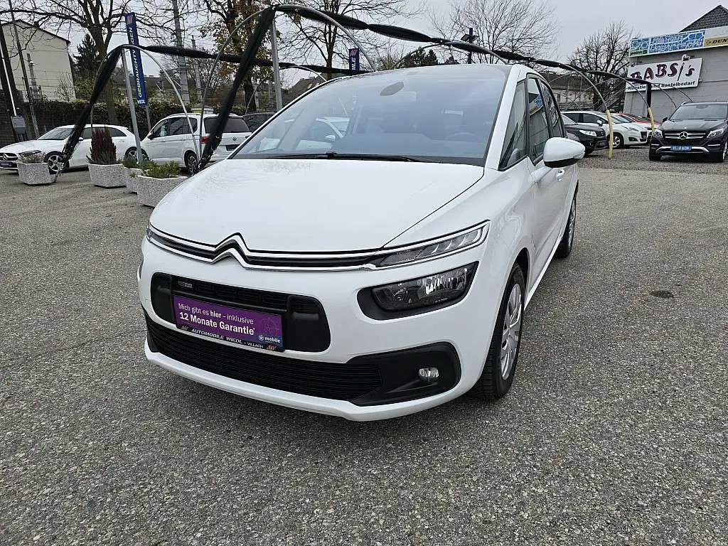 Photo 1 : Citroen C4 2016 Essence