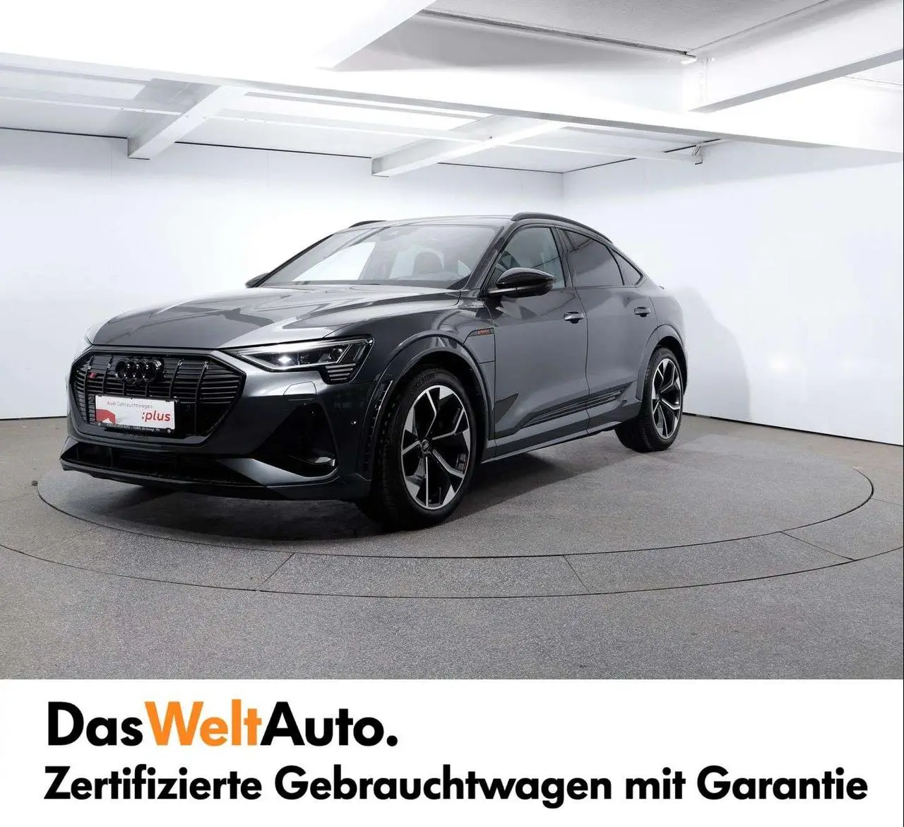 Photo 1 : Audi E-tron 2023 Électrique