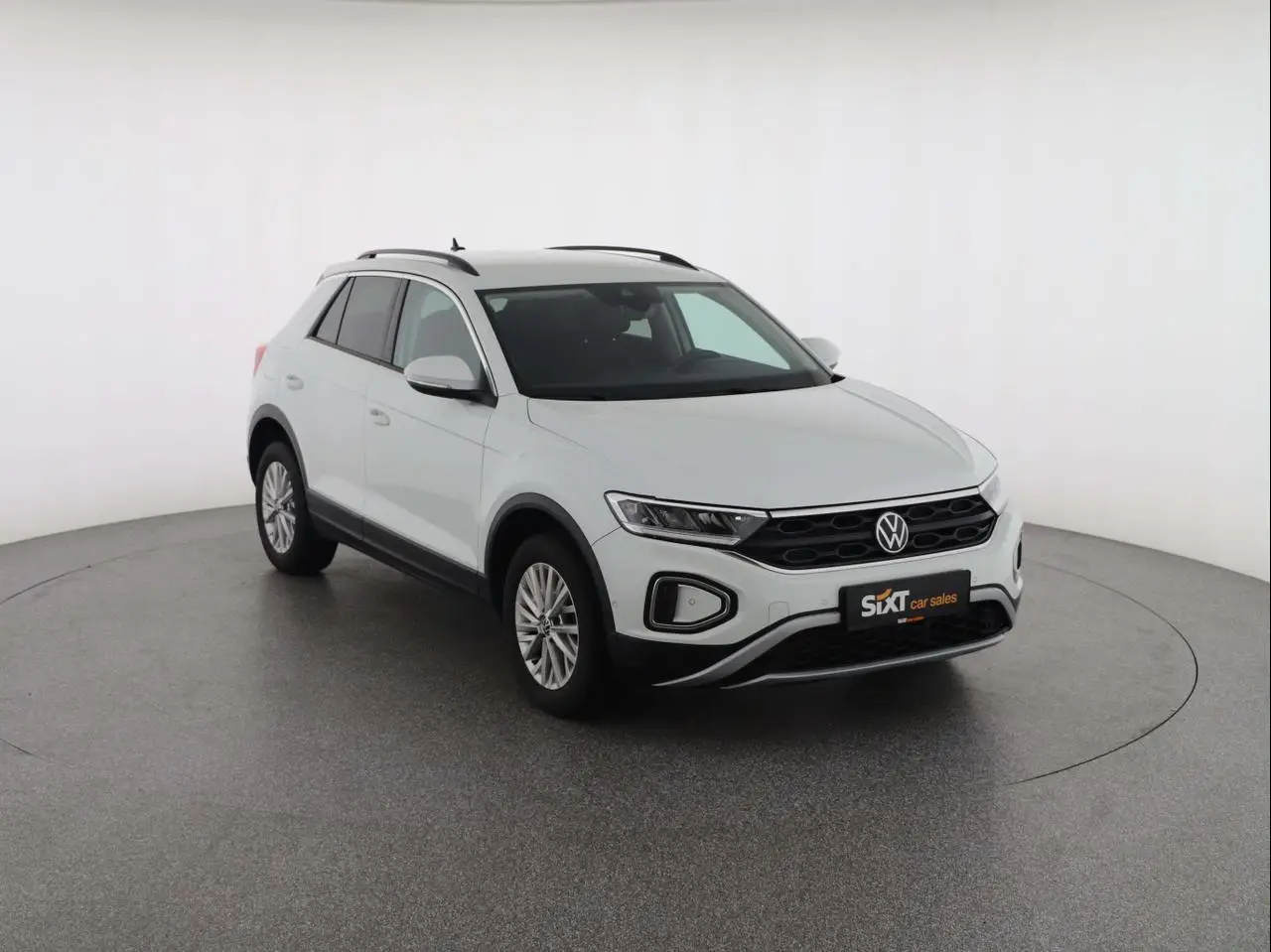 Photo 1 : Volkswagen T-roc 2022 Essence