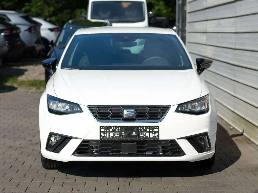 Photo 1 : Seat Ibiza 2024 Petrol