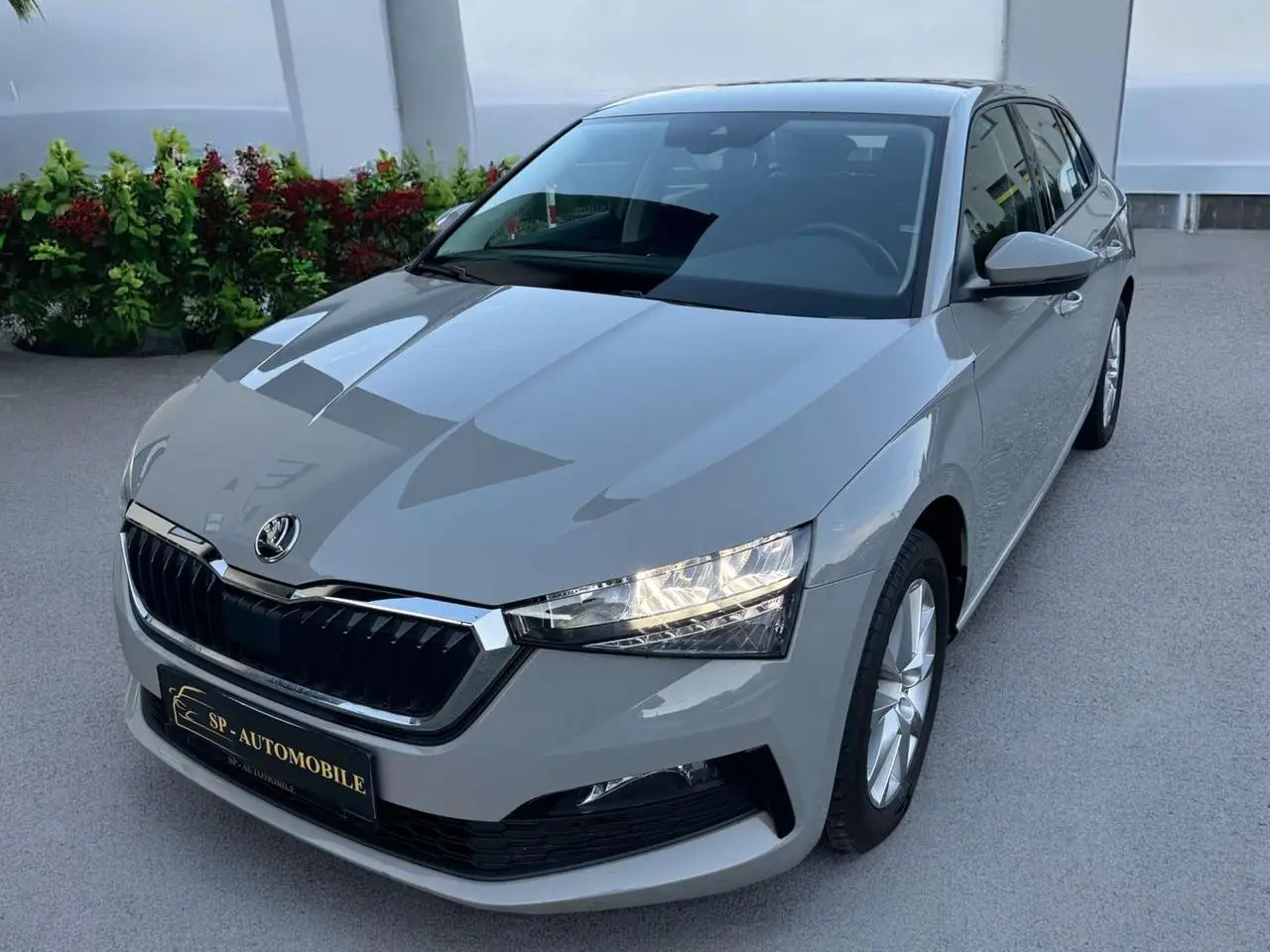 Photo 1 : Skoda Scala 2020 Petrol