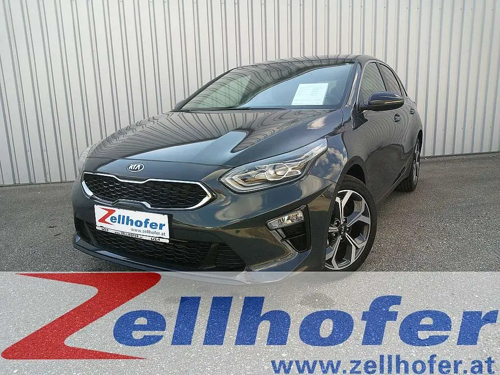 Photo 1 : Kia Ceed 2024 Essence