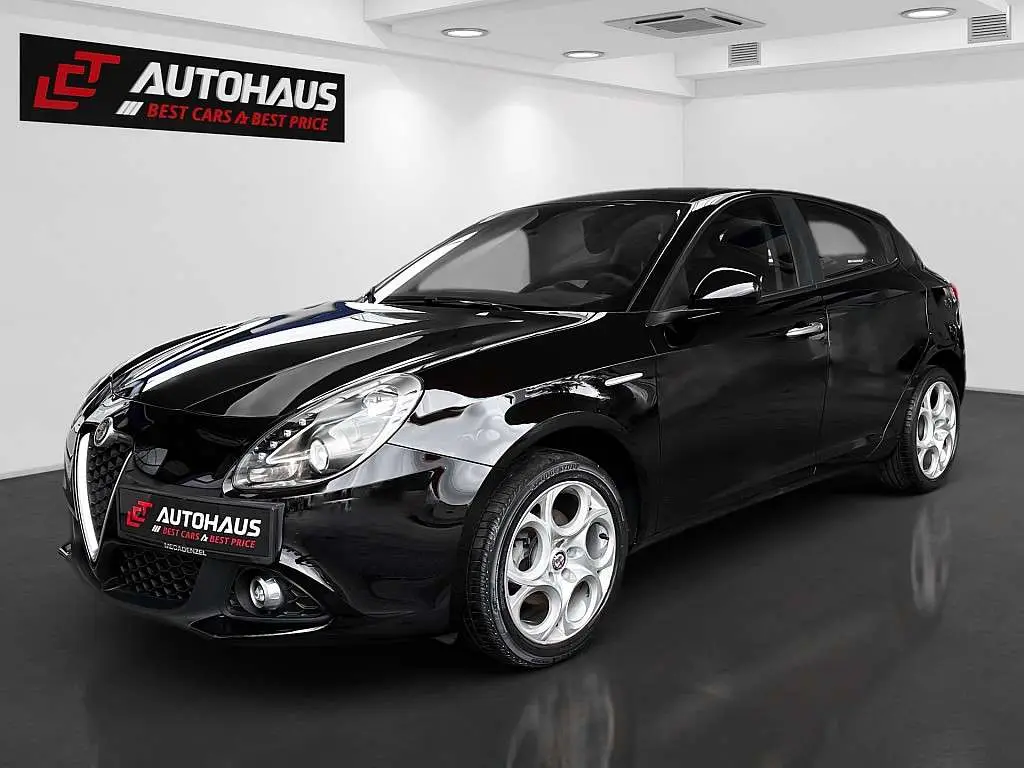 Photo 1 : Alfa Romeo Giulietta 2018 Essence