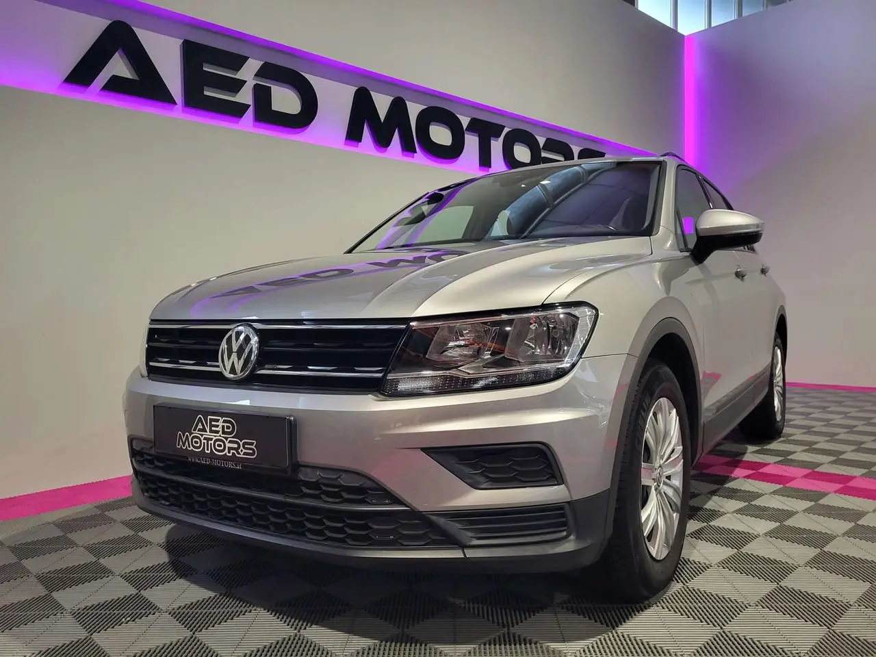 Photo 1 : Volkswagen Tiguan 2017 Petrol