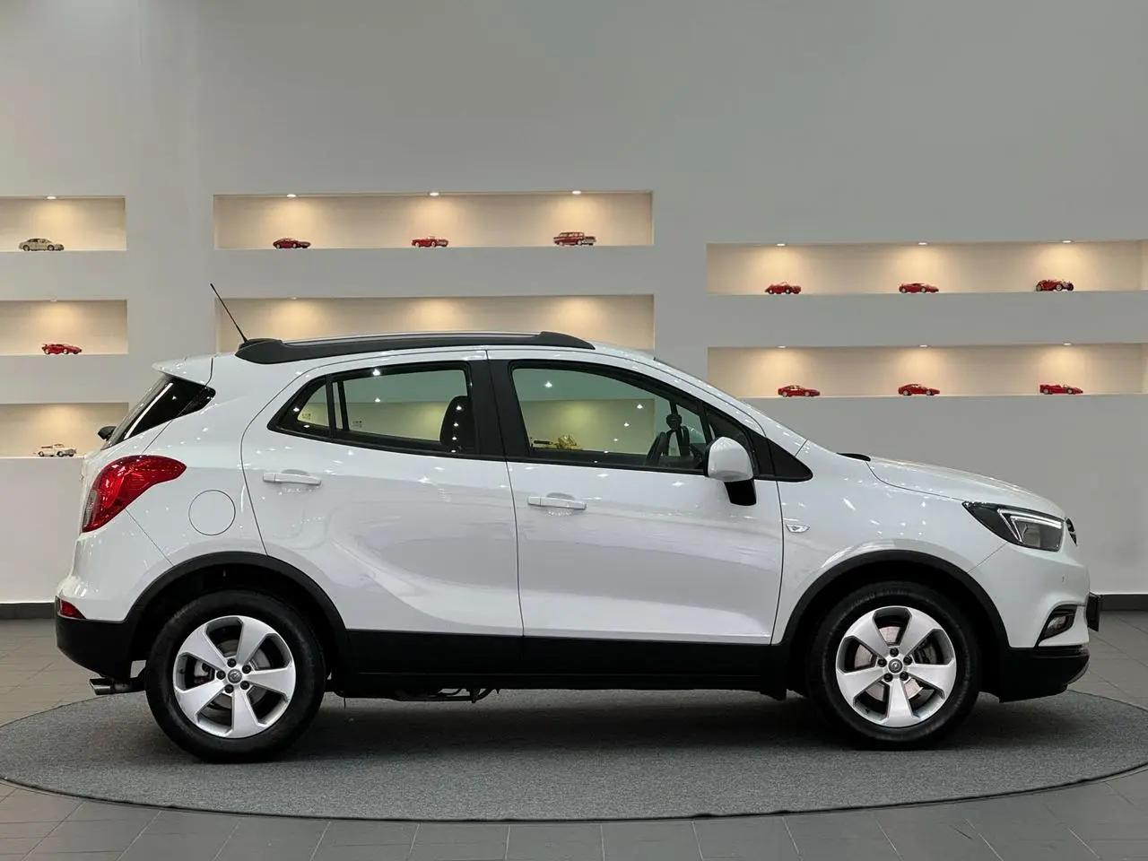 Photo 1 : Opel Mokka 2017 Petrol