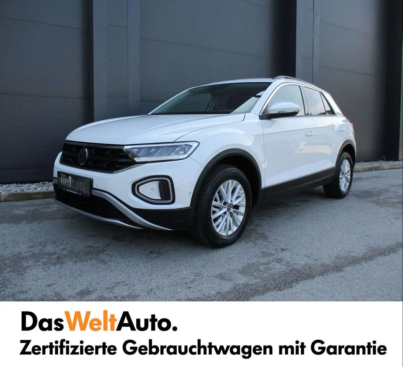 Photo 1 : Volkswagen T-roc 2023 Essence