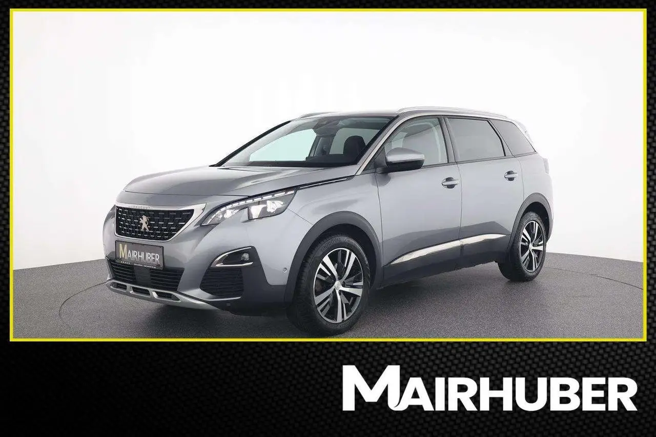 Photo 1 : Peugeot 5008 2017 Diesel