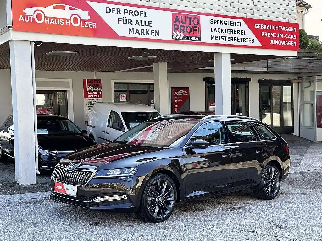 Photo 1 : Skoda Superb 2020 Petrol