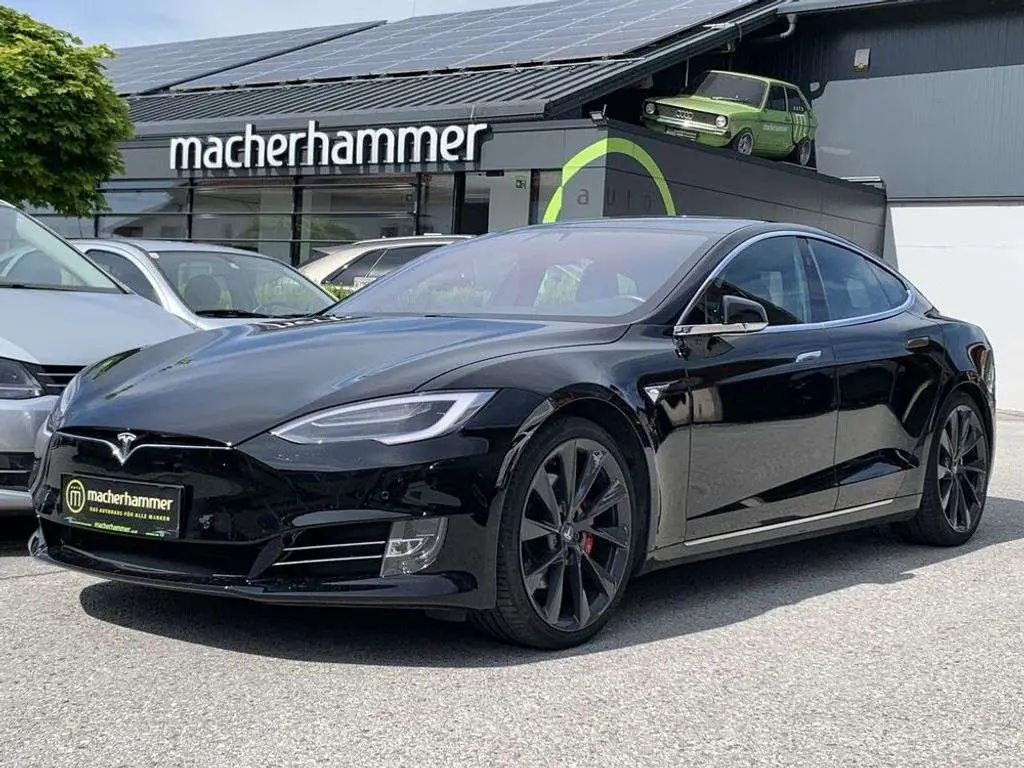 Photo 1 : Tesla Model S 2019 Électrique