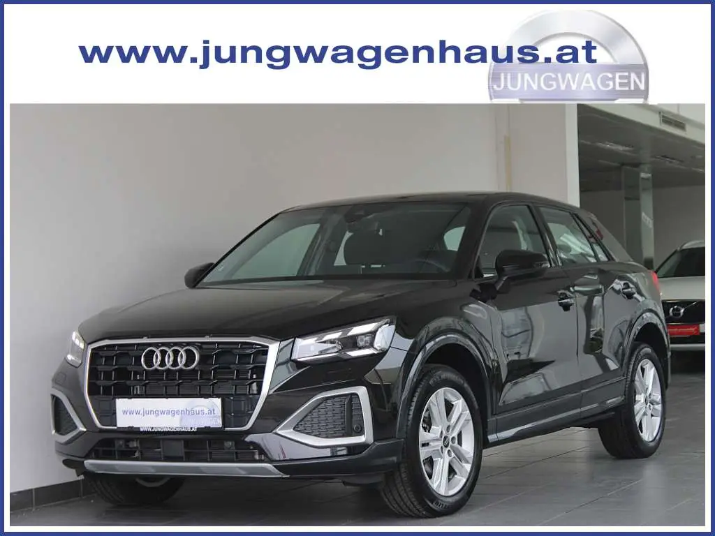 Photo 1 : Audi Q2 2023 Petrol