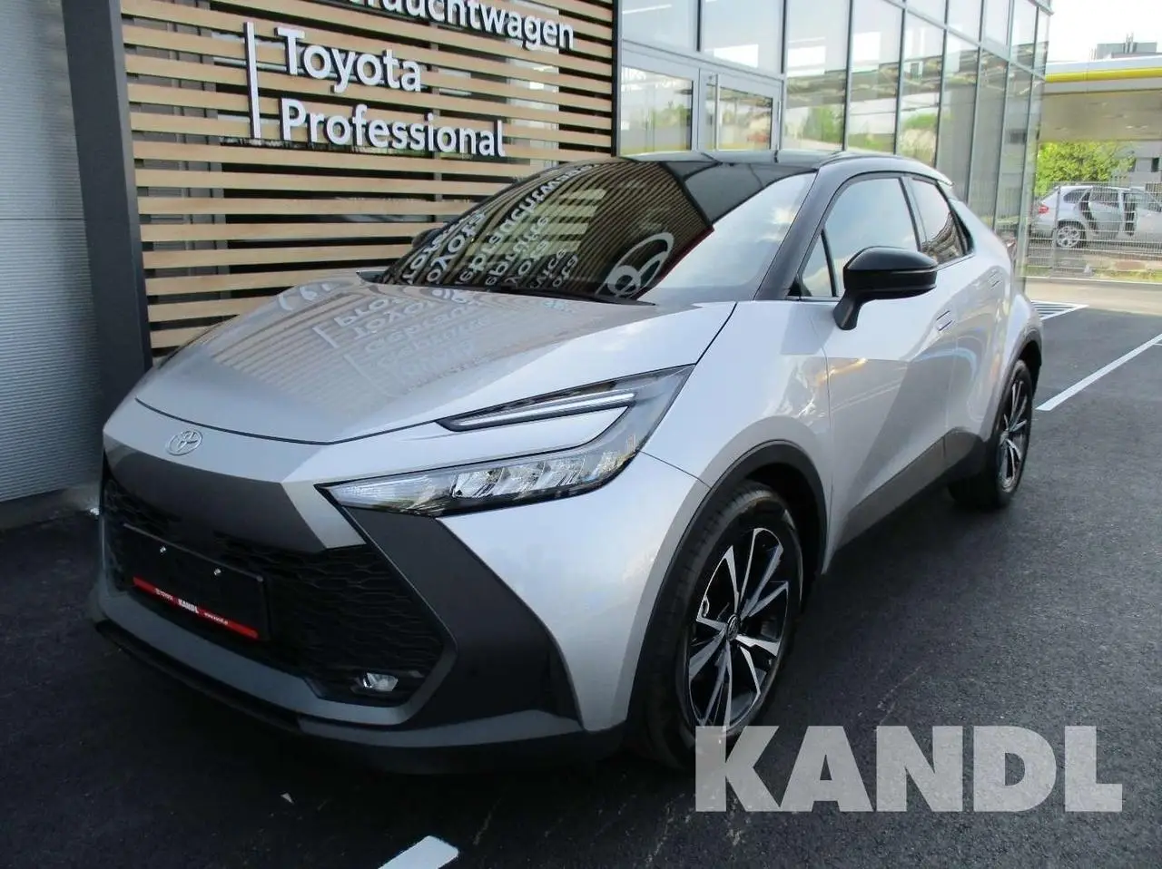 Photo 1 : Toyota C-hr 2024 Hybride