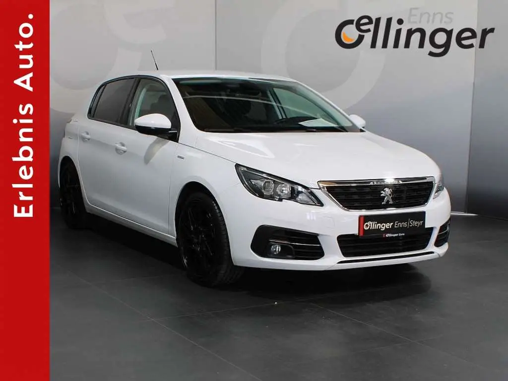 Photo 1 : Peugeot 308 2019 Essence