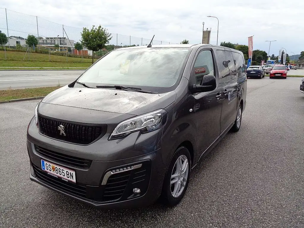 Photo 1 : Peugeot Traveller 2022 Diesel