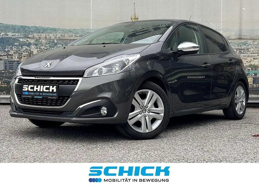 Photo 1 : Peugeot 208 2020 Petrol