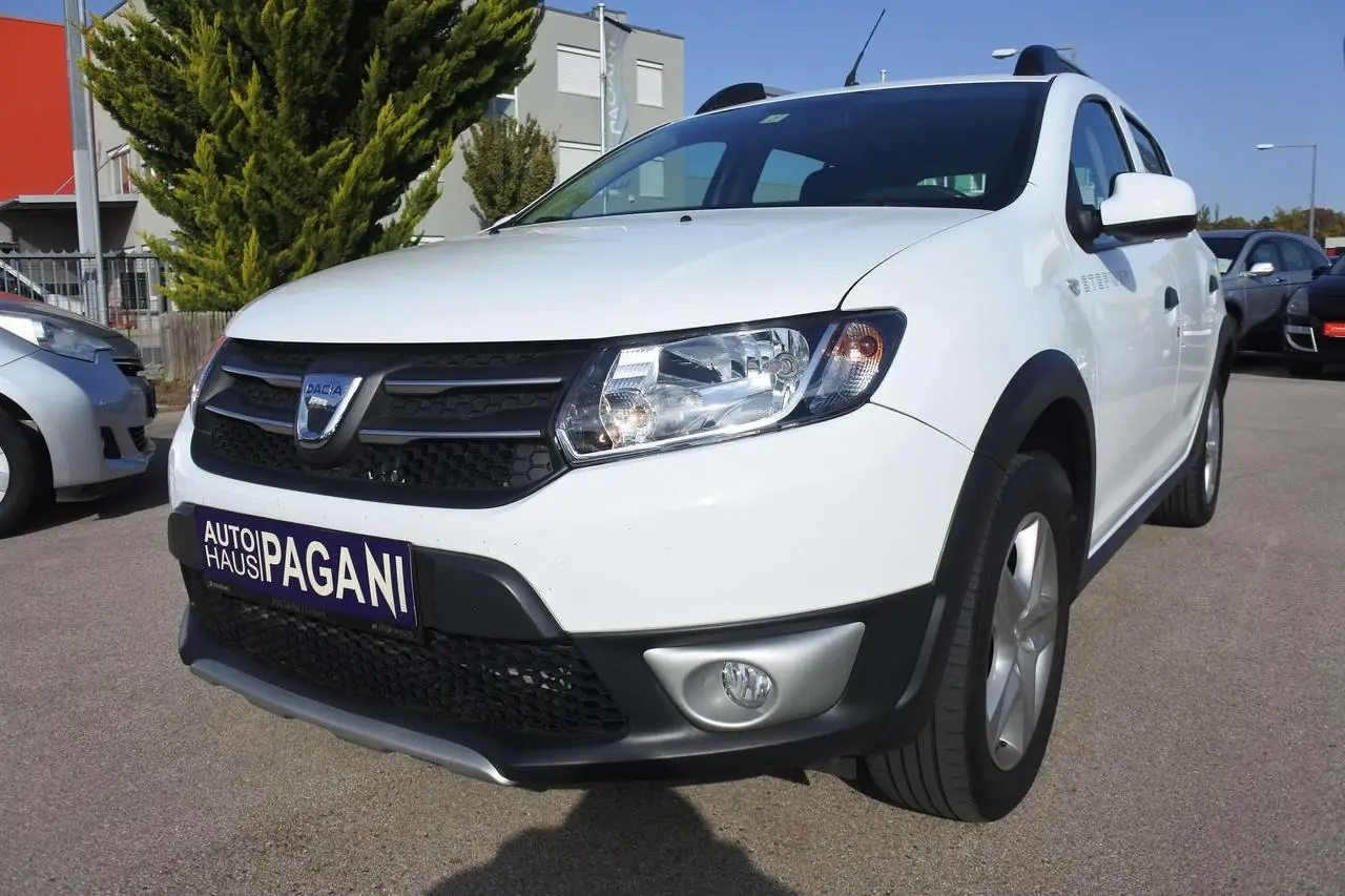 Photo 1 : Dacia Sandero 2016 Essence