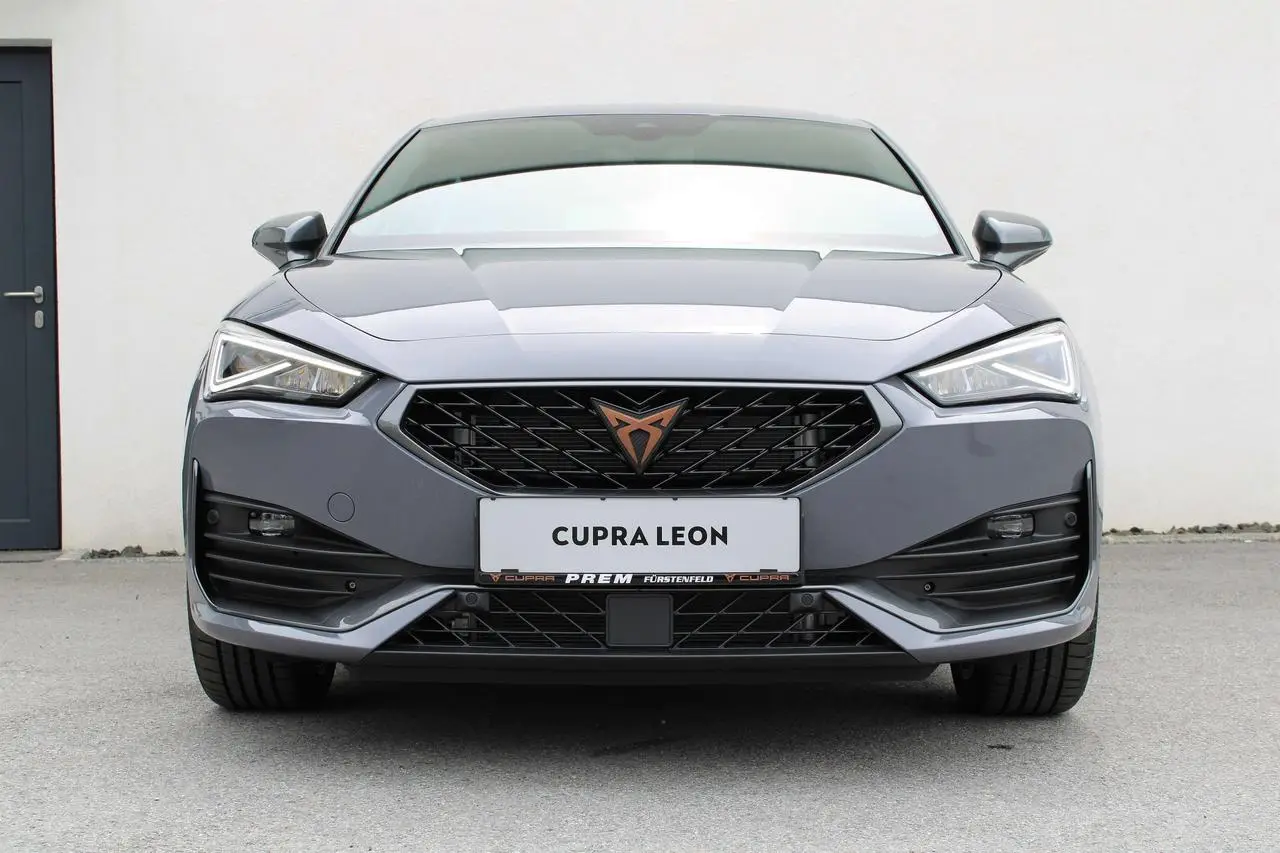 Photo 1 : Cupra Leon 2024 Essence