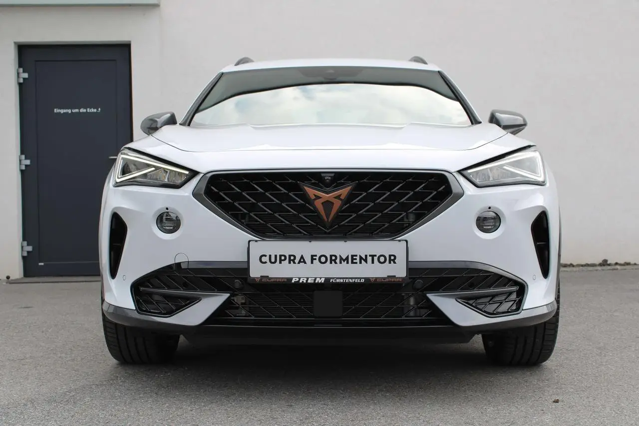 Photo 1 : Cupra Formentor 2023 Hybride