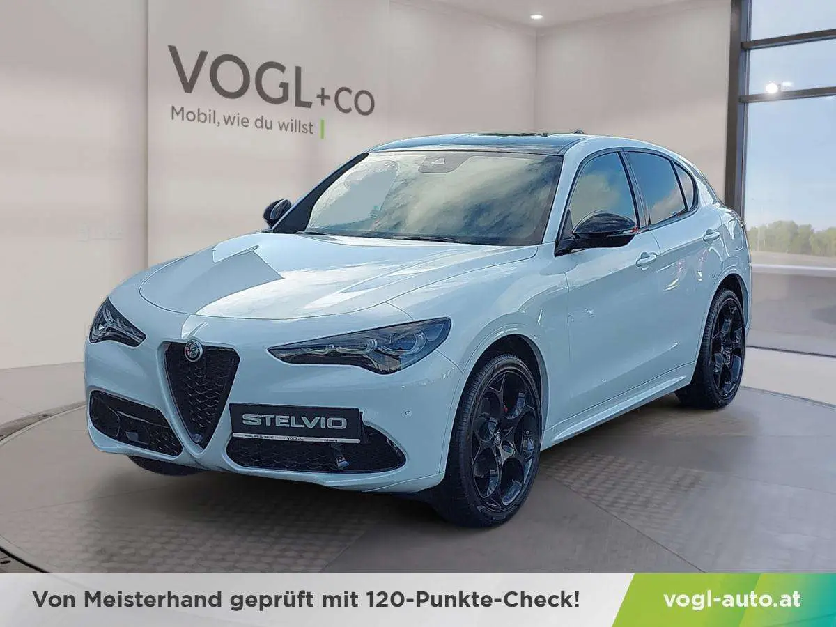 Photo 1 : Alfa Romeo Stelvio 2024 Diesel