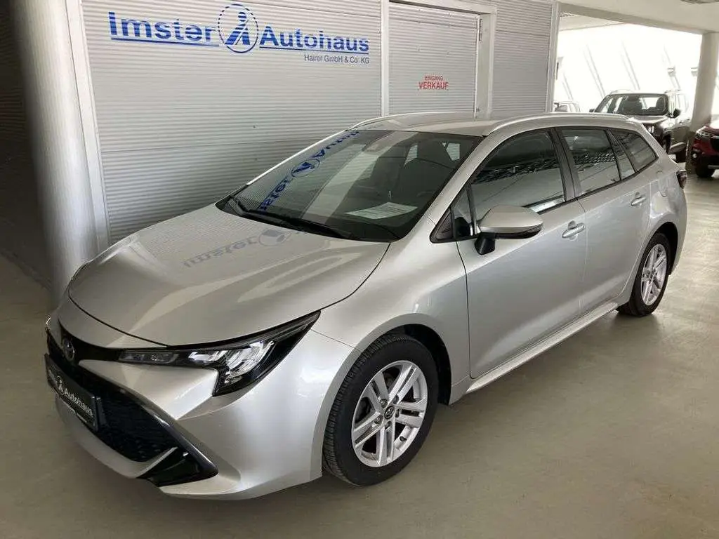 Photo 1 : Toyota Corolla 2020 Petrol