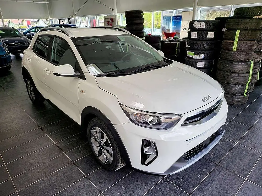 Photo 1 : Kia Stonic 2024 Petrol