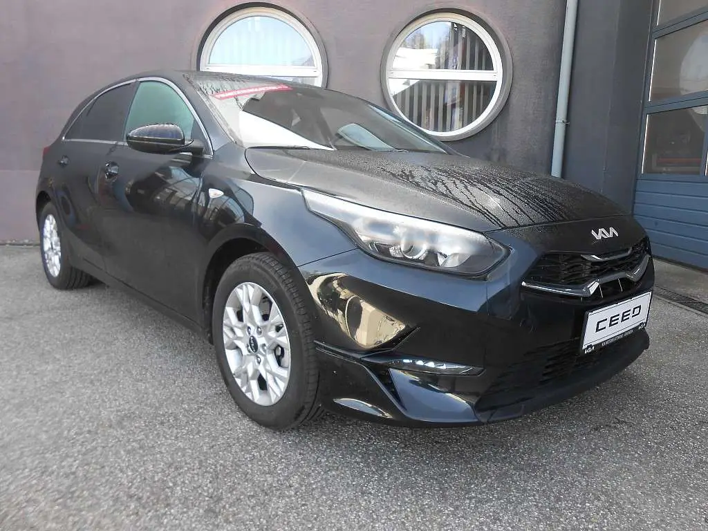 Photo 1 : Kia Ceed 2024 Petrol