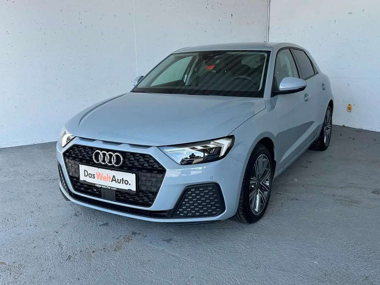 Photo 1 : Audi A1 2024 Petrol