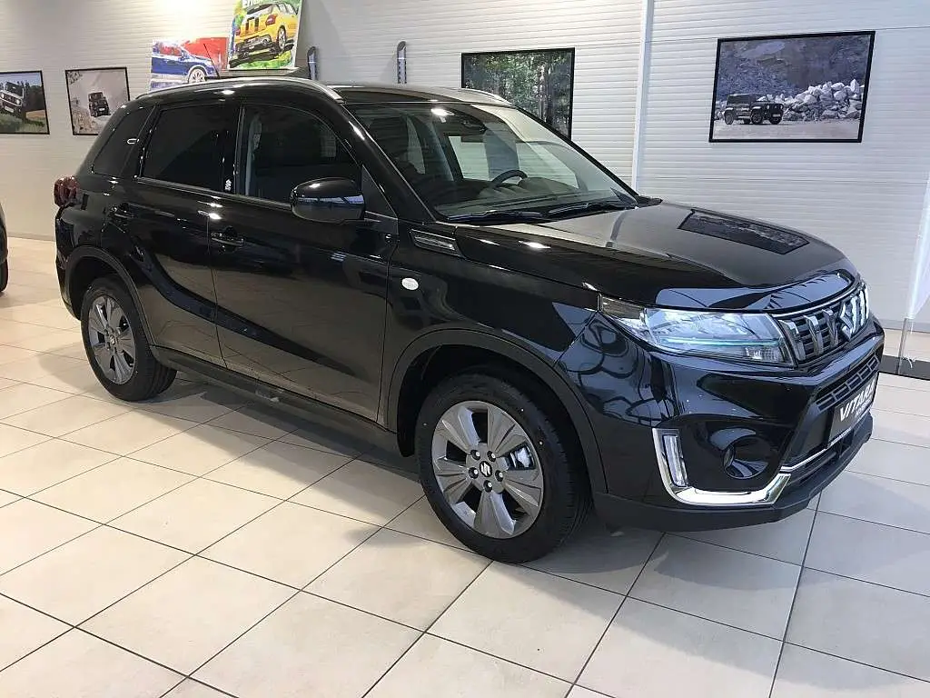 Photo 1 : Suzuki Vitara 2023 Petrol