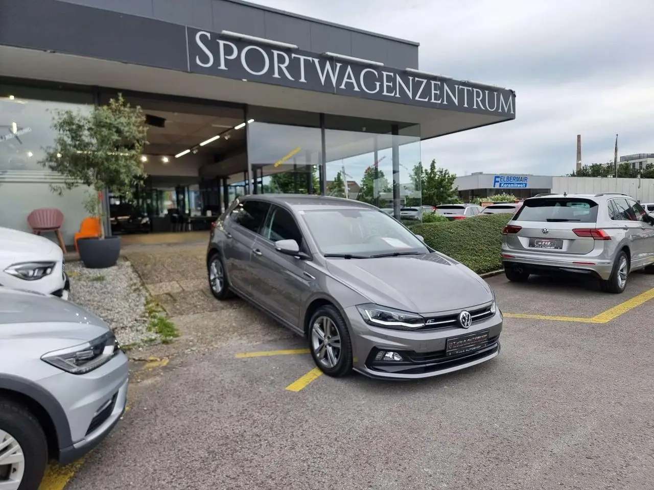 Photo 1 : Volkswagen Polo 2019 Essence